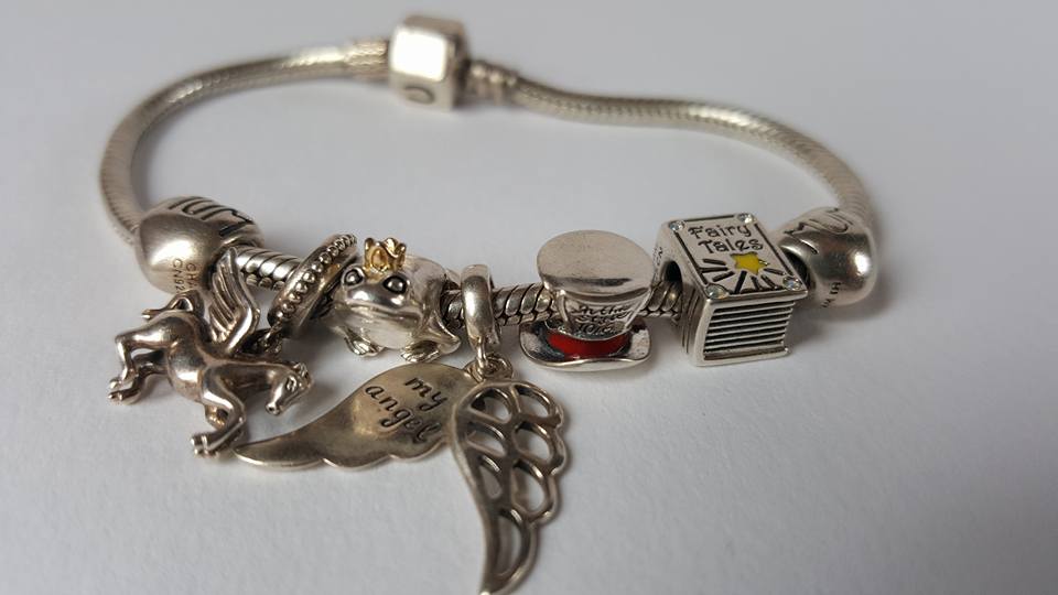 Our jewellery loves - charm bracelet