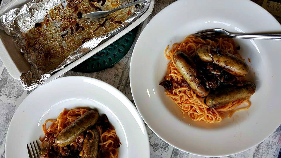 Balsamic glazed sausages with spicy spaghetti