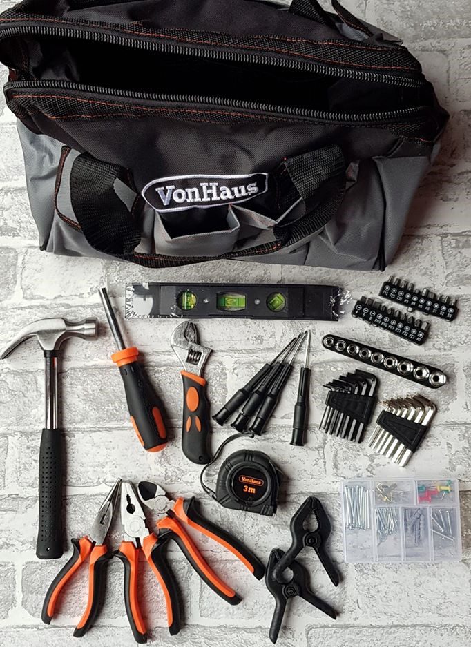VonHaus 92 piece tool kit & bag 
