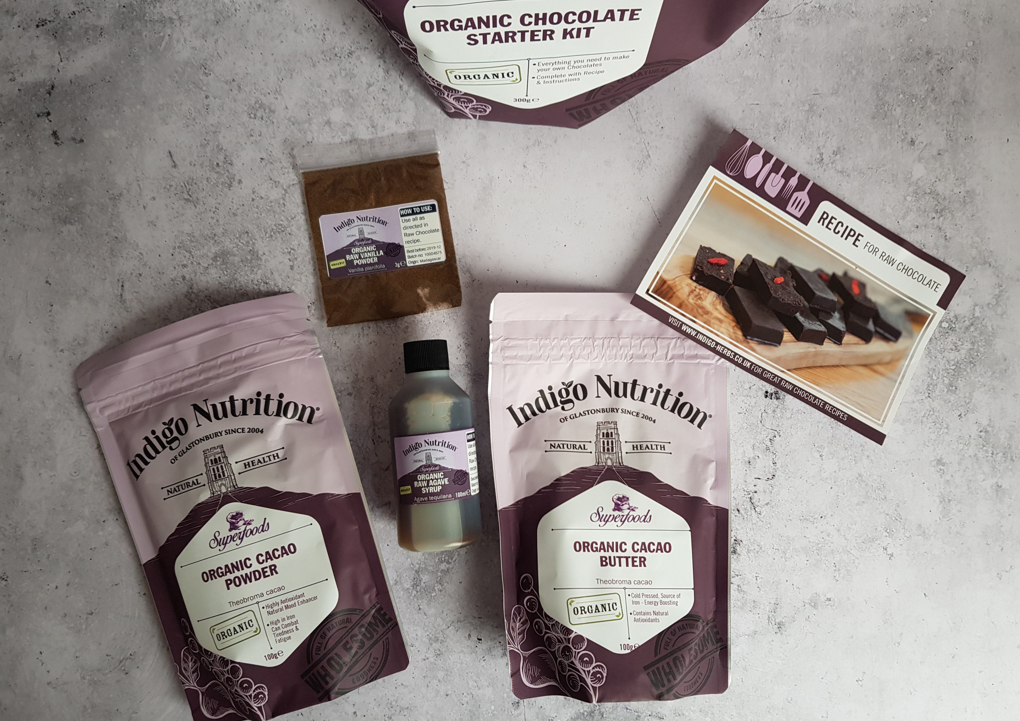 Indigo Nutrition choc starter kit contents