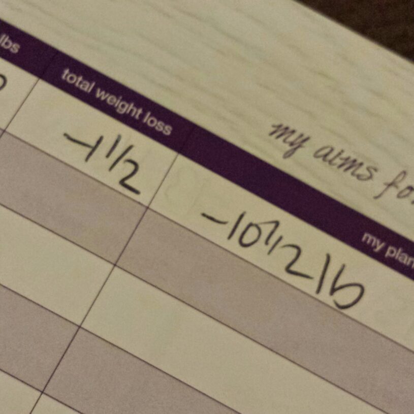 A Slimming World weigh in book that says a total of 10.5lb lost