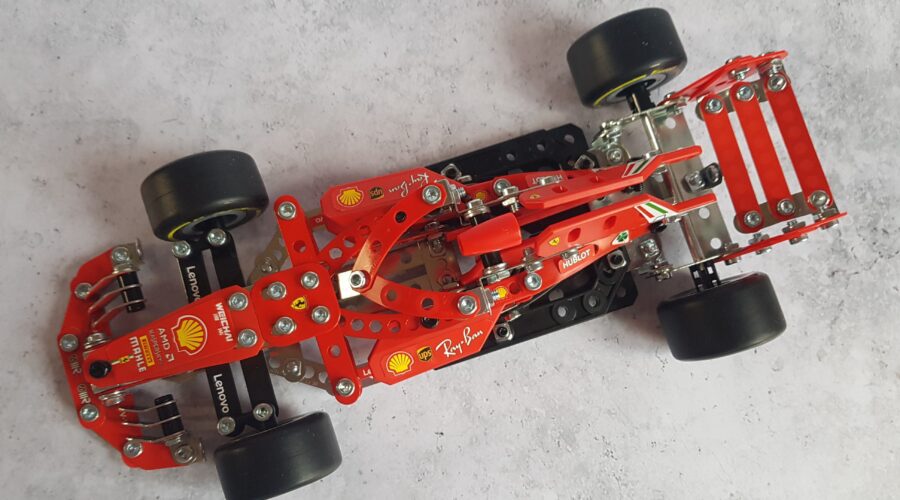 Meccano Ferrari Formula 1 vehicle