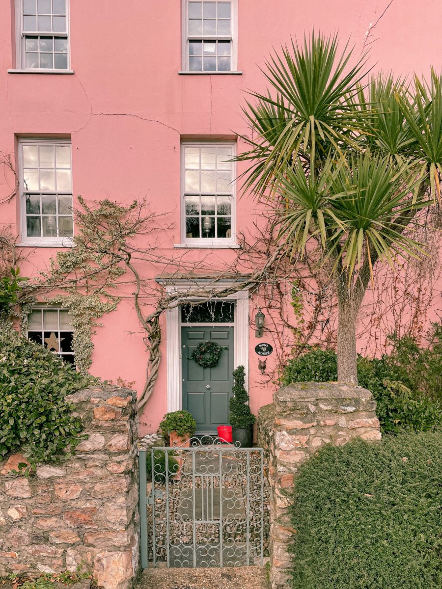 front of a house painted pink; 7 Decorative Ideas For Your Front Garden